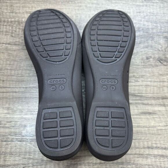 Crocs~Women’s~”Gianna” Medallion Disc Brown Slip On Ballet Flats~Size 9 - Picture 9 of 10